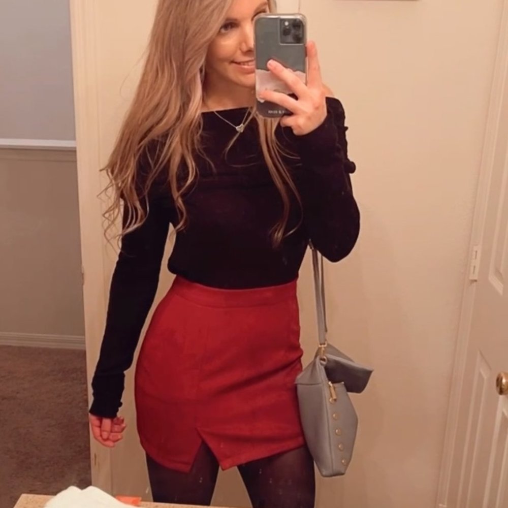 Suede burgundy skirt